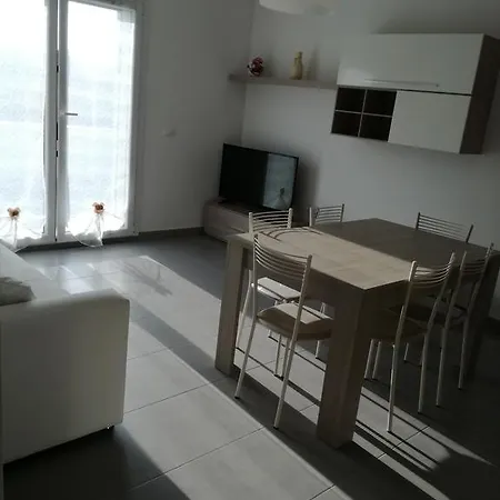 Al Mare Da Giulia Apartment *